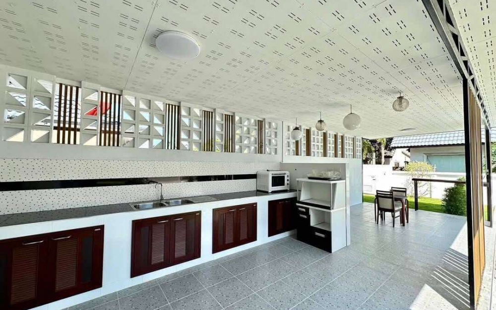 ขาย Pool Villa 5 ห้องนอน มาบประชัน (2)