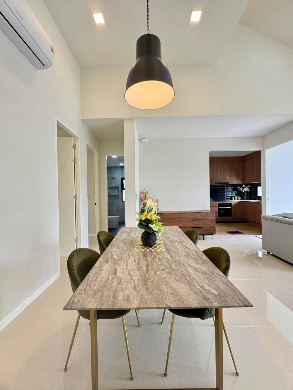 ขาย Pool Villa 4 ห้องนอน 3 ห้องน้ำ ห้วยใหญ่ (2)