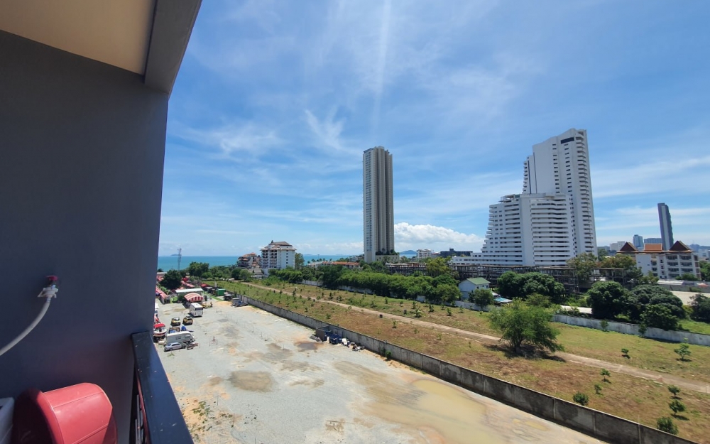 ขาย Trio Gems Jomtien ทรีโอ เจมส์ จอมเทียน Studio วิวทะเล (2)