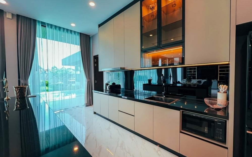 ขายบ้าน Pool Villa ซ.ชัยพฤกษ์ 5 ห้องนอน 6 ห้องน้ำ 270 ตร.วา (3)