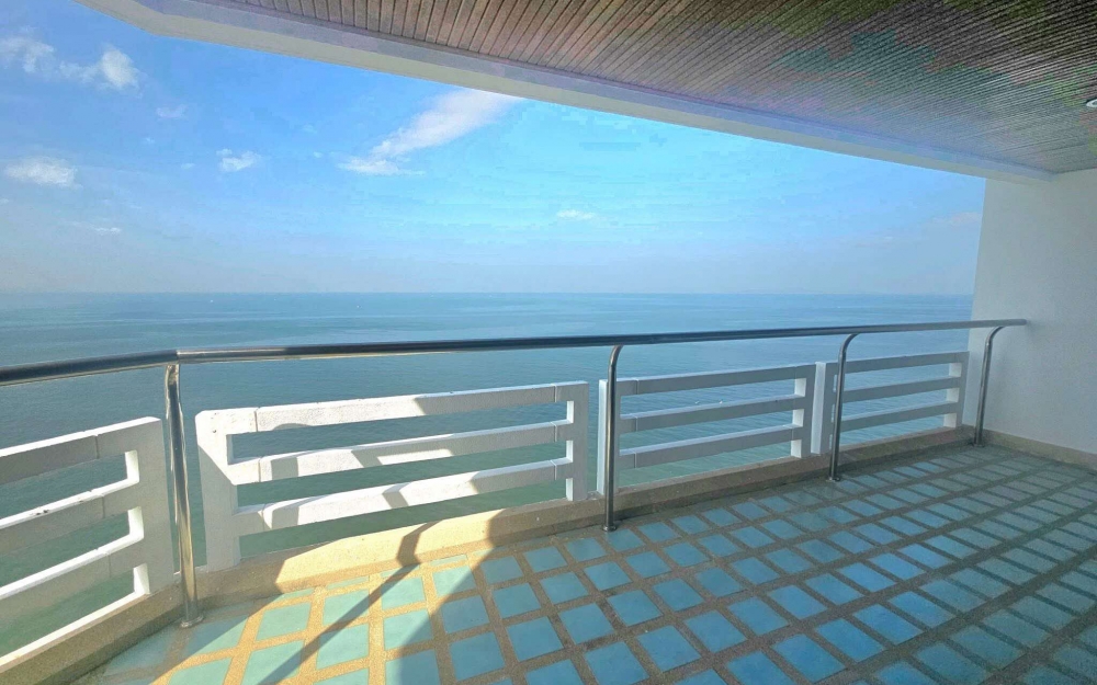 ให้เช่า Goldensand Beachside Condominium 3 ห้องนอน จอมเทียน