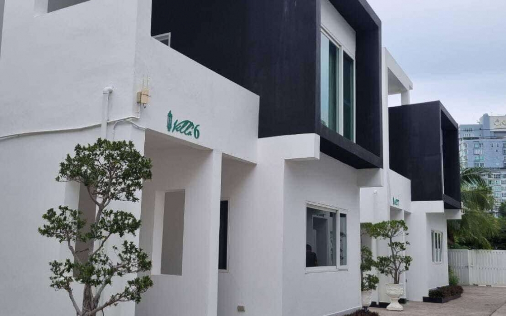 ขายบ้าน Pool Villa 2  ชั้น 2 ห้องนอน 2 ห้องน้ำ 7 Units เขาพระตำหนัก(2)