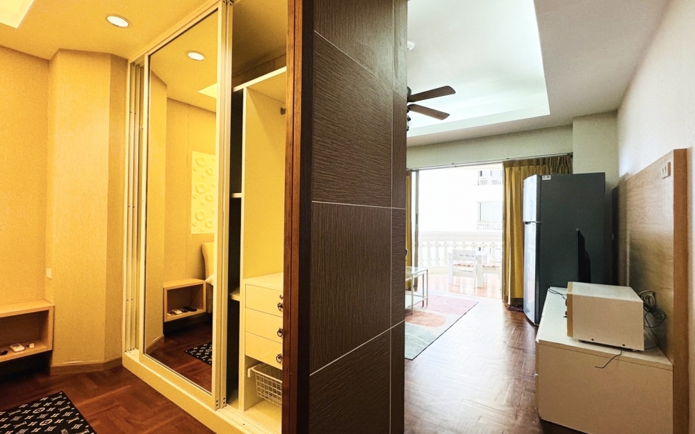 ปล่อยเช่า Sky Beach นาเกลือ-วงศ์อมาตย์ 1 ห้องนอน ชั้น 9 วิวทะเล ติดเจ้าของ