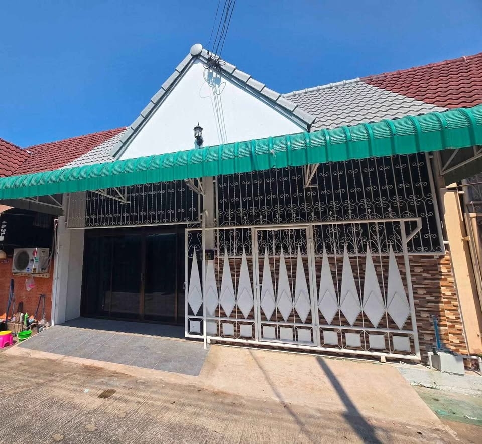 ขาย ทาวน์เฮ้าส์ 3 ห้องนอน 2 ห้องน้ำ พัทยา (2)