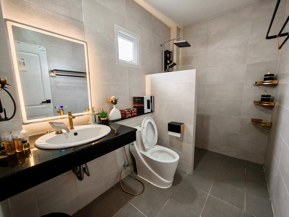 ให้เช่า บ้านเดี่ยว 2 ชั้น 4 ห้องนอน 3 ห้องน้ำ ตะเคียนเตี๊ย