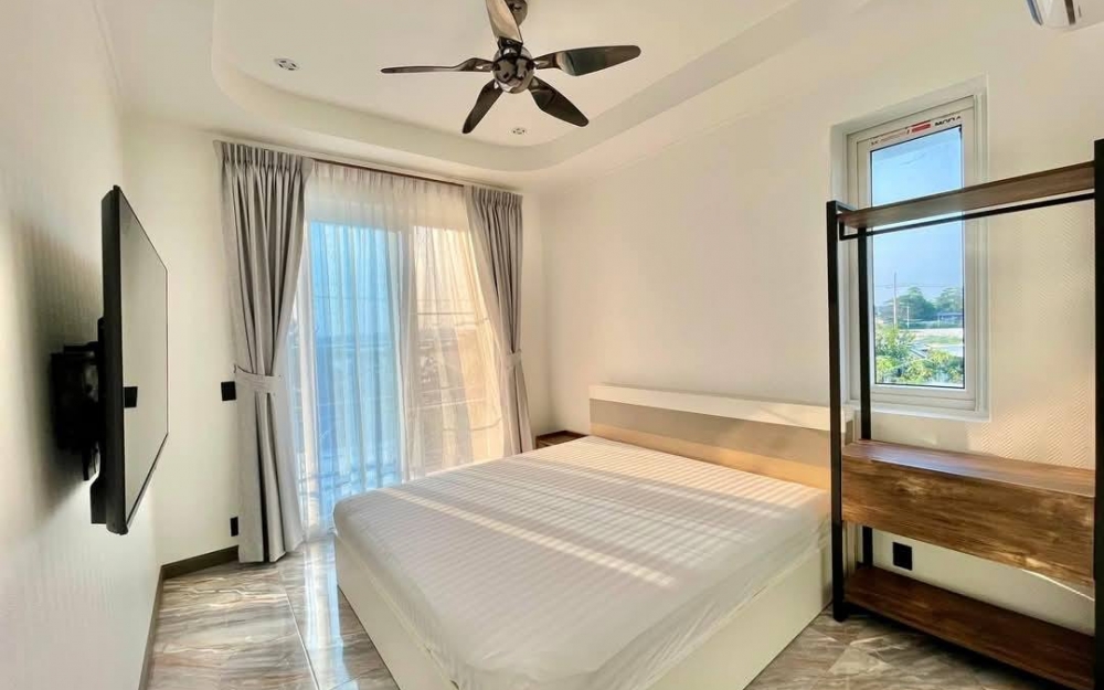 ขาย Pool Villa 2 ชั้น 4 ห้องนอน 5 ห้องน้ำ ขอบอ่างชากนอก (3)