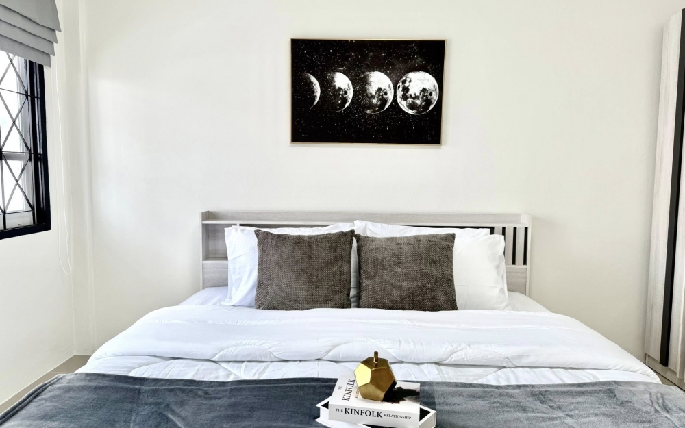 ขายทาวน์เฮ้าส์ 2 ชั้น 2 ห้องนอน 2 ห้องน้ำ ถนนสุขุมวิท (2)