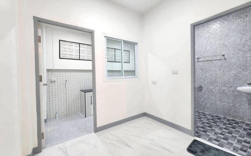 ขายทาวน์เฮ้าส์ชั้นเดียว 2 ห้องนอน 1 ห้องน้ำ ชากกระปอก-เครือสหพัฒน์ (1)