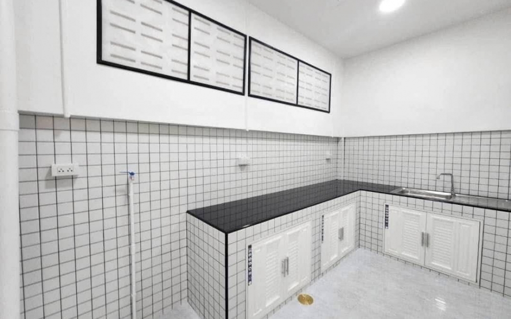 ขายทาวน์เฮ้าส์ชั้นเดียว 2 ห้องนอน 1 ห้องน้ำ ชากกระปอก-เครือสหพัฒน์ (1)