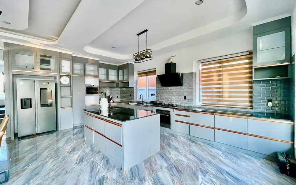 ขาย Pool Villa 2 ชั้น 4 ห้องนอน 5 ห้องน้ำ ขอบอ่างชากนอก (3)