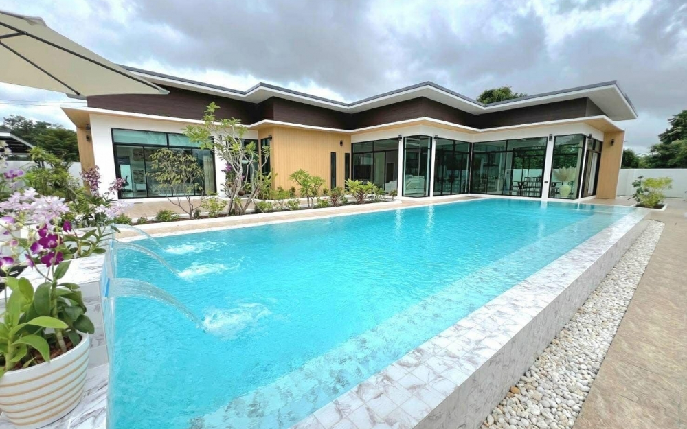 ขาย Pool Villa 3 ห้องนอน บางเสร่ (2)