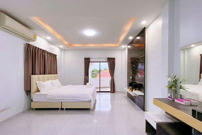 ขาย บ้าน Pool Villa ในหมู่บ้าน Royal View Village (3)