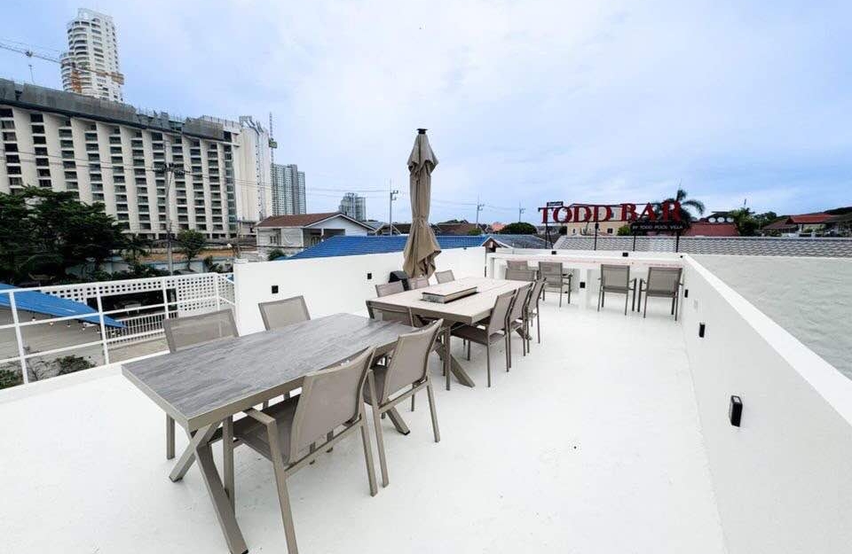 ปล่อยเช่ารายปี Pool Villa ชั้นเดียว 4 ห้องนอน 5 ห้องน้ำ จอมเทียน