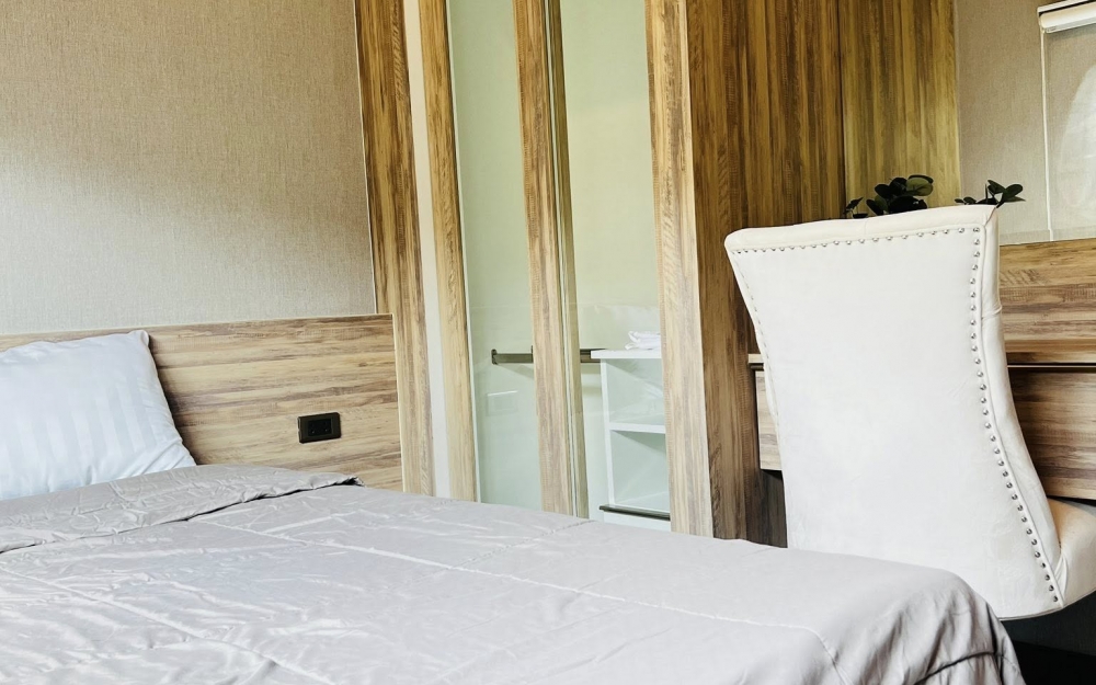 ขายพร้อมผู้เช่า Pool Villa 2 ชั้น 4 ห้องนอน 4 ห้องน้ำ ห้วยใหญ่ (2)