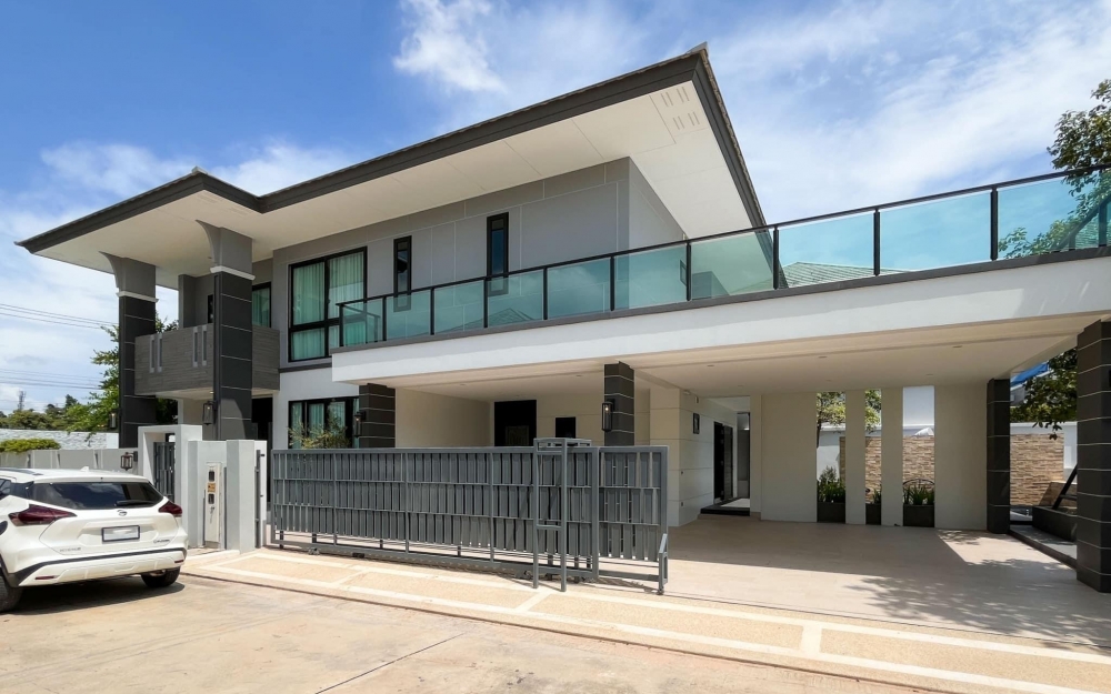 ขายบ้าน Pool Villa 4 ห้องนอน 5 ห้องน้ำ หนองปลาไหล ใกล้โรงเรียนนานาชาติรีเจนท์ ติดเจ้าของ (3)