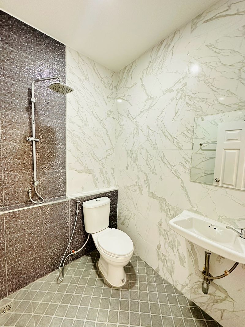 ขาย ทาวน์โฮมชั้นเดียว 2 ห้องนอน 2 ห้องน้ำ พัทยา (2)