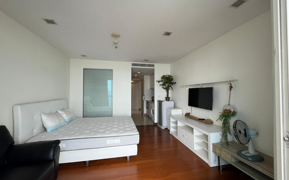 ปล่อยเช่า The Palm เดอะ ปาล์ม วงศ์อมาตย์ สตูดิโอ ชั้น 16 วิวทะเล ติดเจ้าของ