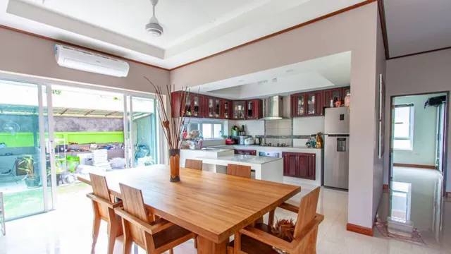 ขาย Pool Villa 2 ชั้น 4 ห้องนอน 4 ห้องน้ำ บางเสร่ (2)