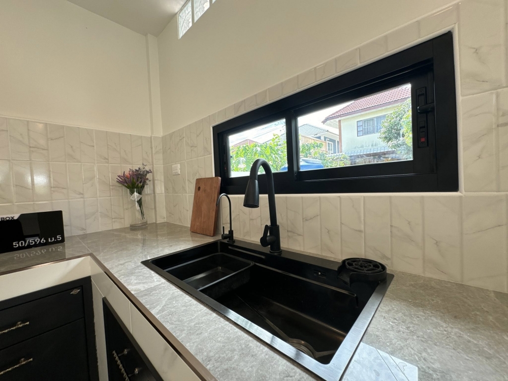 ขาย บ้านเดี่ยว 3 ห้องนอน 3 ห้องน้ำ เนินพลับหวาน (2)