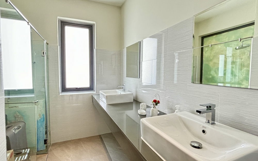 ขาย Pool Villa 2 ชั้น 4 ห้องนอน 4 ห้องน้ำ Palm Lakeside Villas ปาล์ม เลคไซด์ วิลล่า (1)