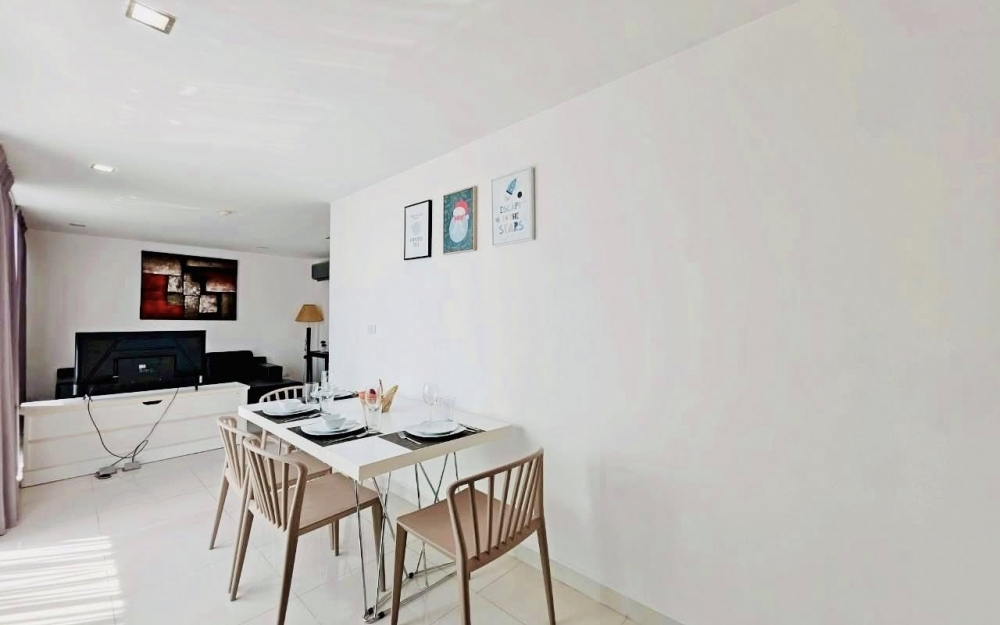 ขาย Club Royal Wongamat คลับ รอยัล วงศ์อมาตย์ 1 ห้องนอน วิวเมือง (2)