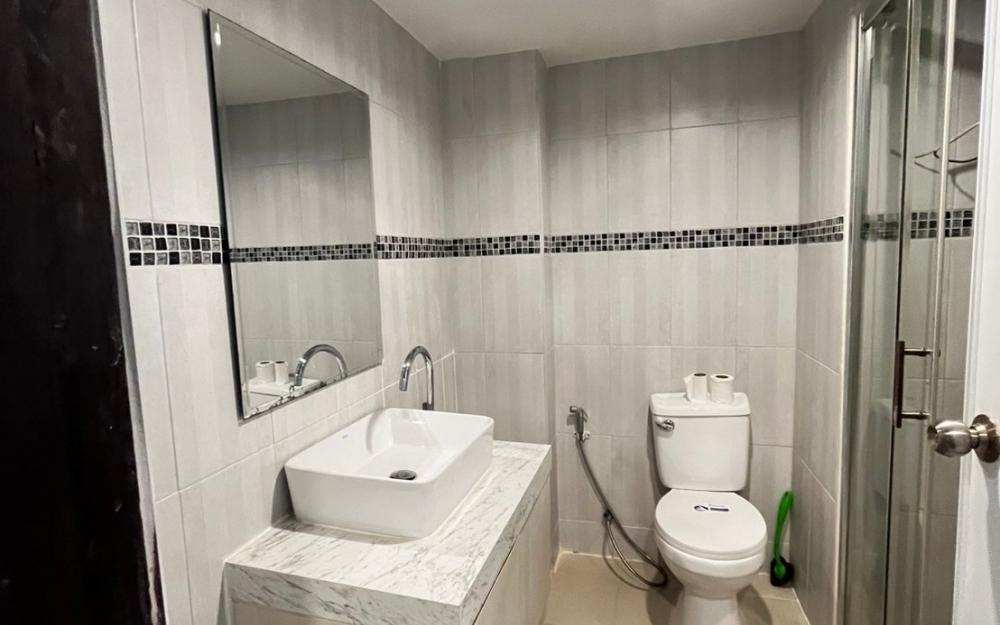 ให้เช่า Sombat Pattaya Condotel Pratumnak สมบัติ พัทยา คอนโดเทล พระตำหนัก Studio วิวทะเล