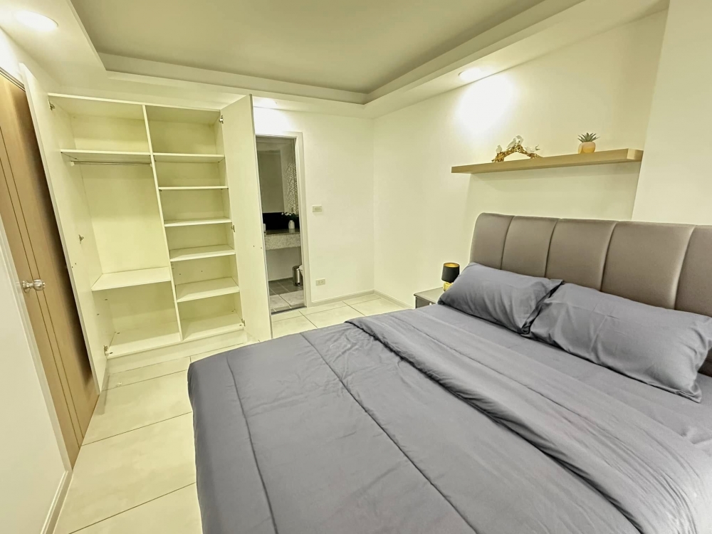 ขายพร้อมผู้เช่า Siam Oriental Tropical Garden Pratumnak สยาม โอเรียลทัล ทรอปิคอล การ์เด้น พระตำหนัก 1 ห้องนอน วิวสระ (2)