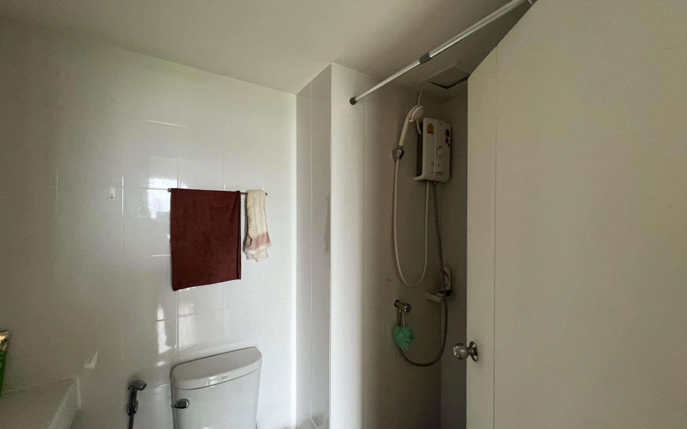 ปล่อยเช่ารายปี Lumpini Na Kluea Wongamat ลุมพินี นาเกลือ วงศ์อมาตย์ 1 ห้องนอน 1 ห้องน้ำ