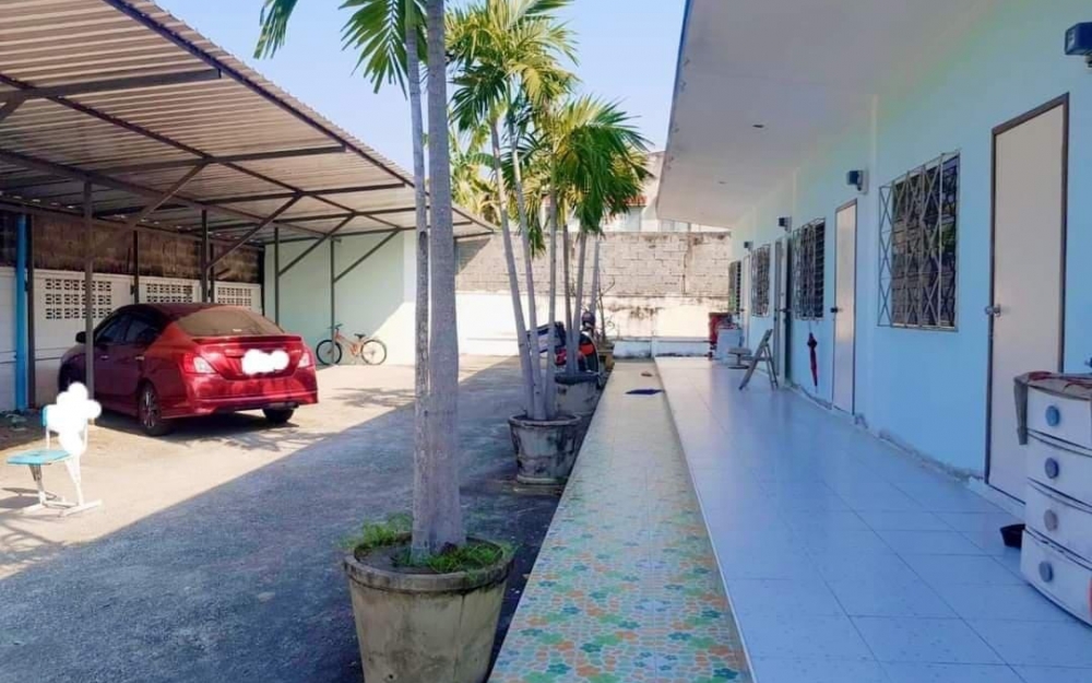 ขายที่ดินพร้อมห้องเช่าติดแอร์ 5 ห้อง 125 ตร.วา นาเกลือ ติดเจ้าของ (3)