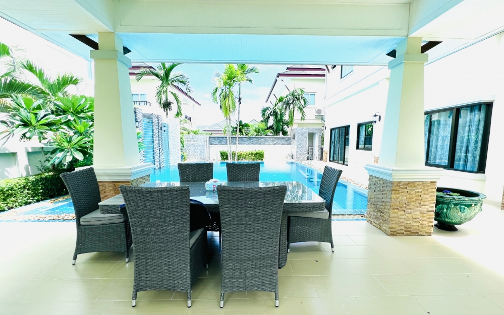 ขาย Pool Villa 2 ชั้น 4 ห้องนอน 4 ห้องน้ำ ห้วยใหญ่ (2)