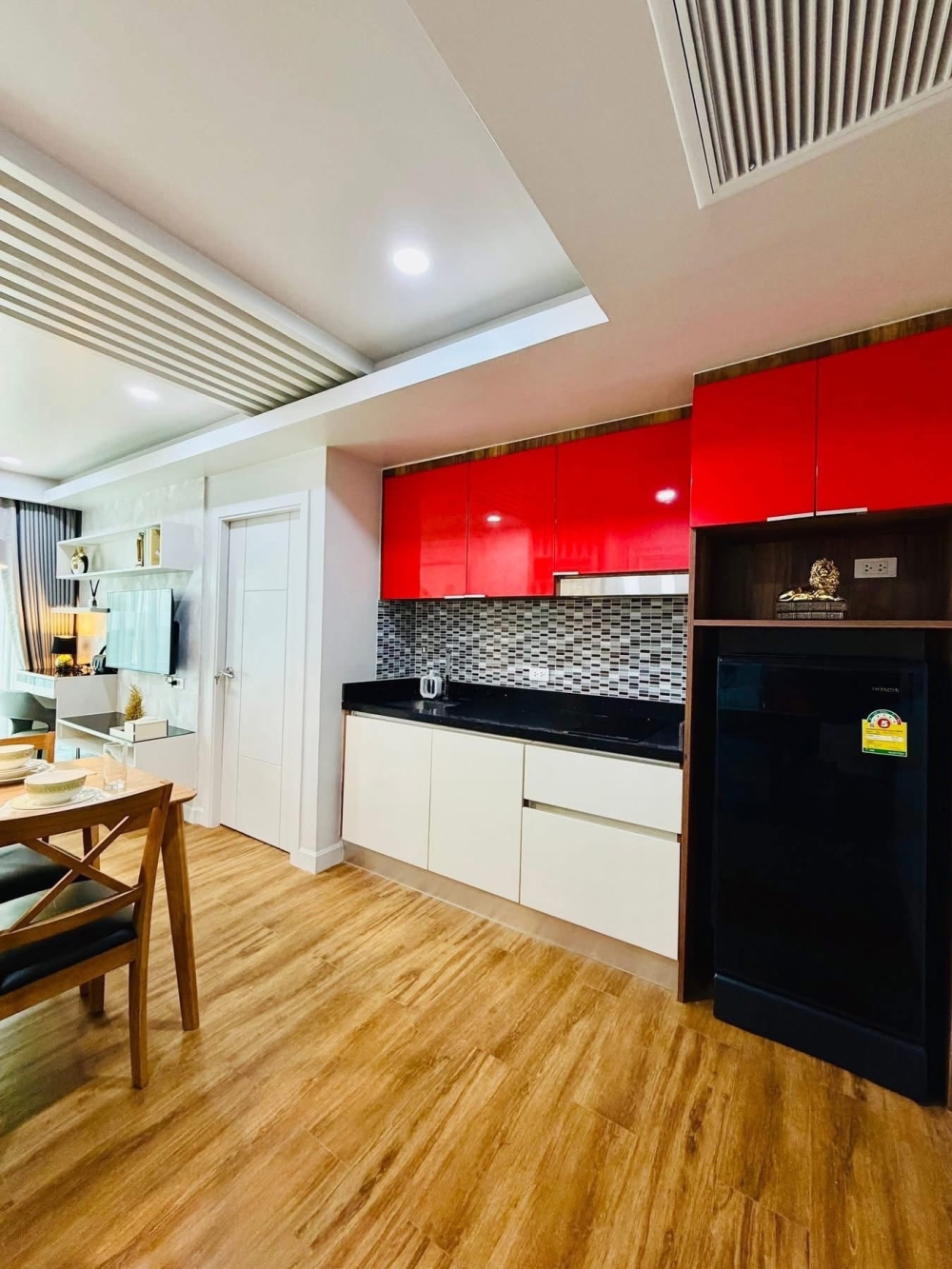 ขาย ดุสิต แกรนด์ ปาร์ค จอมเทียน 1 ห้องนอน (2)