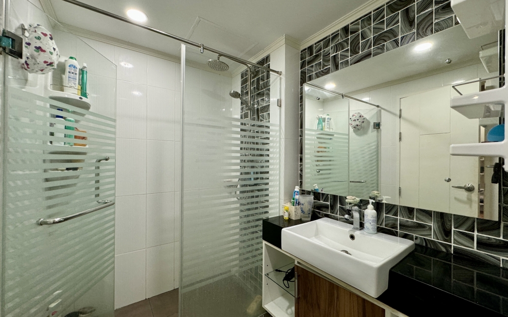 ขาย Dusit Grand Park Jomtien ดุสิต แกรนด์ คอนโด พาร์ค จอมเทียน 2 ห้องนอน วิวสระ (2)