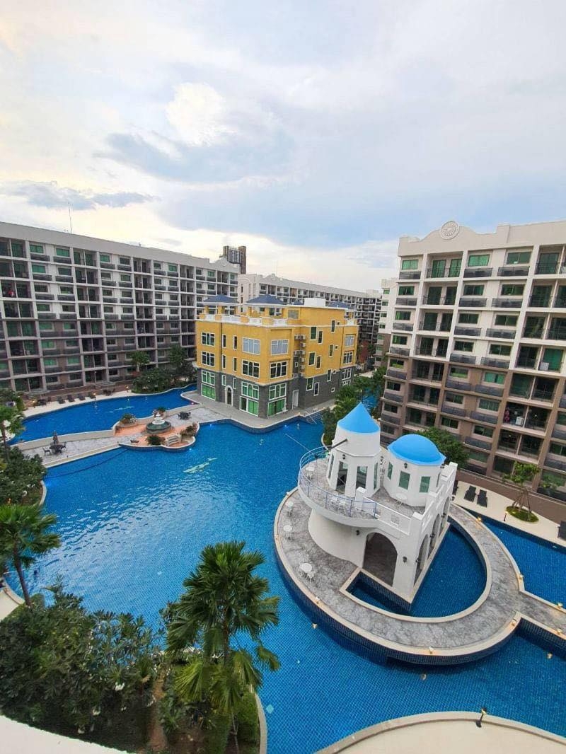ขาย Arcadia Beach Continental Thappraya อะคาเดีย บีช คอนติเนนทอล ทัพพระยา 1 ห้องนอน วิวสระ (2)