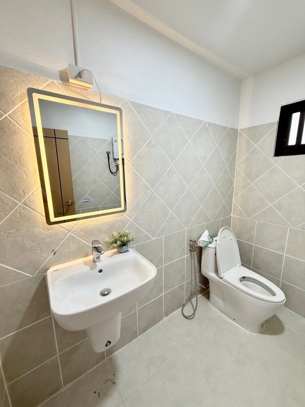 ขาย Pool Villa 4 ห้องนอน 3 ห้องน้ำ เขาน้อย (3)