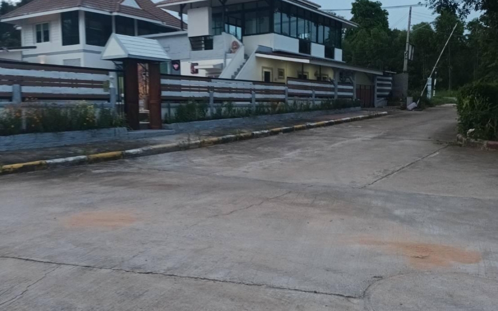 ปล่อยเช่ารายปีบ้าน Pool Villa 2 ชั้น 7 ห้องนอน 5 ห้องน้ำ ห้วยใหญ่ ติดเจ้าของ