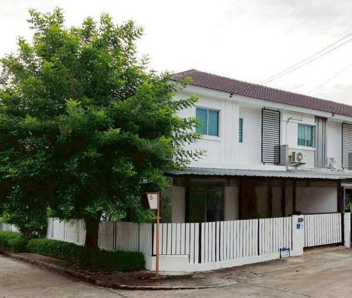 ขาย ทาวน์โฮม 2 ชั้น 3 ห้องนอน 2 ห้องน้ำ เขาน้อย