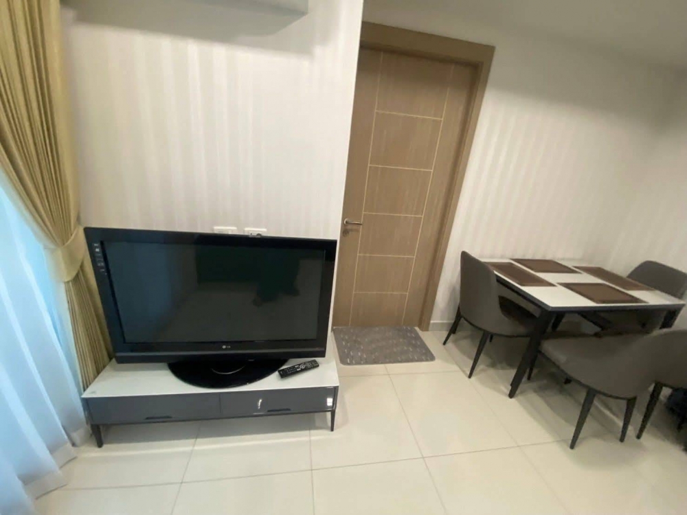 เช่า อาคาเดียคอนติเนนตัล