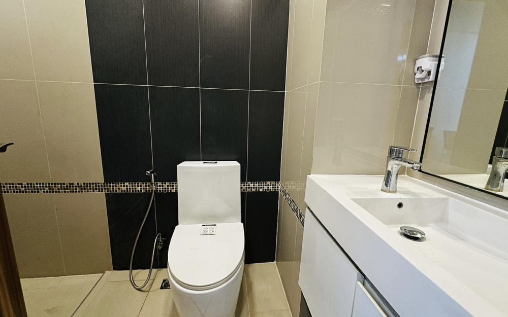 ปล่อยเช่า Club Royal นาเกลือ-วงศ์อมาตย์ สตูดิโอ 25 ตร.ม. ชั้น 1 วิวสวน ติดเจ้าของ