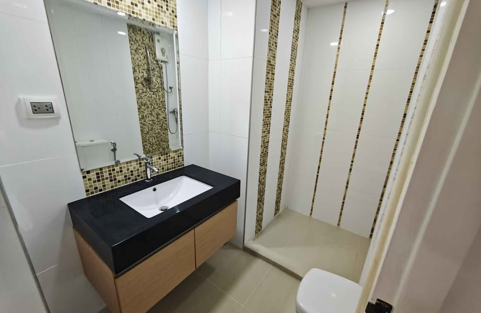 ขาย Paradise Park Jomtien พาราไดซ์ ปาร์ค จอมเทียน 1 ห้องนอน วิวสระ