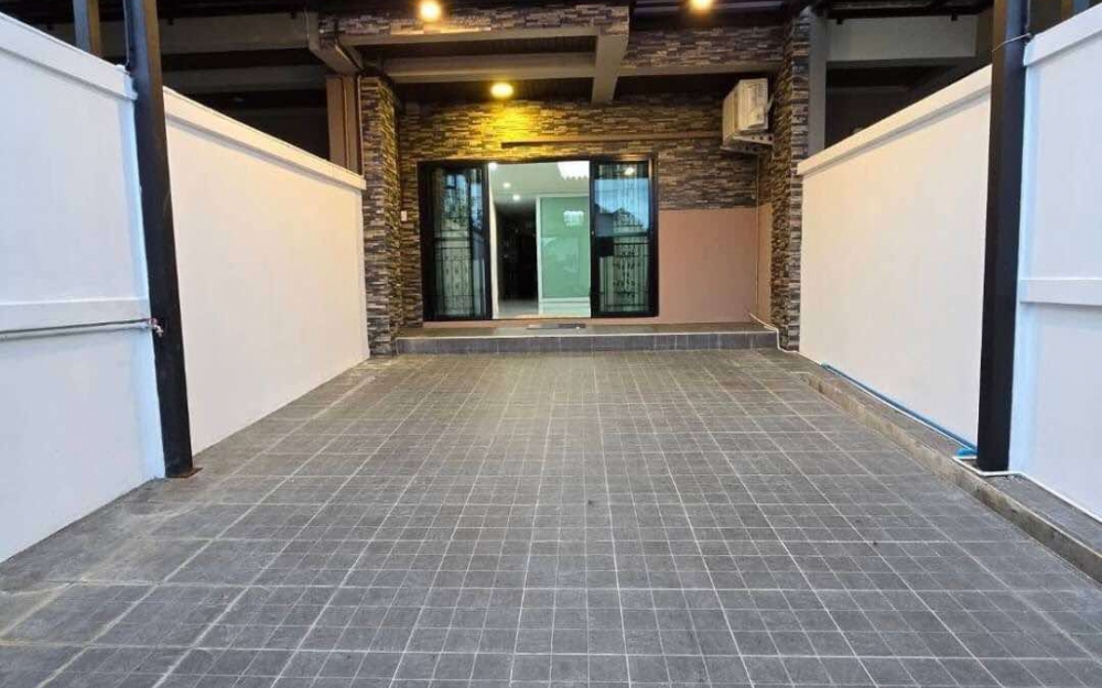 ขายทาวน์โฮม 3 ชั้น 4 ห้องนอน 5 ห้องน้ำ เขาตาโล (3)