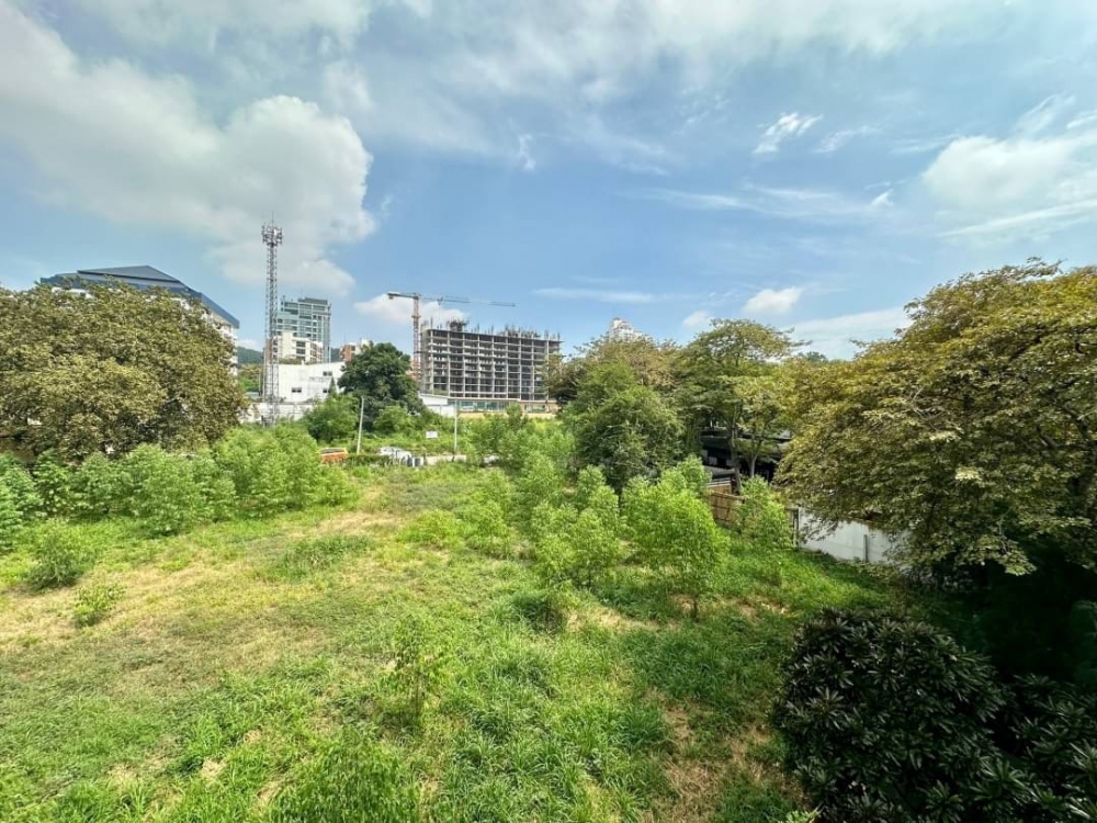 ขาย Aurora Pratumnak ออโรร่า พระตำหนัก 1 ห้องนอน วิวเมือง (2)