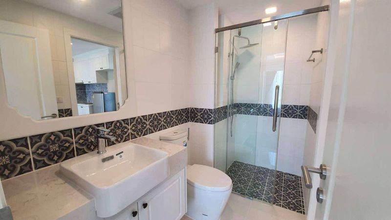 ขายพร้อมผู้เช่า The Orient Resort & Spa Pattaya เดอะ โอเรียน รีสอร์ท แอนด์ สปา พัทยา 1 ห้องนอน วิวเมือง (2)