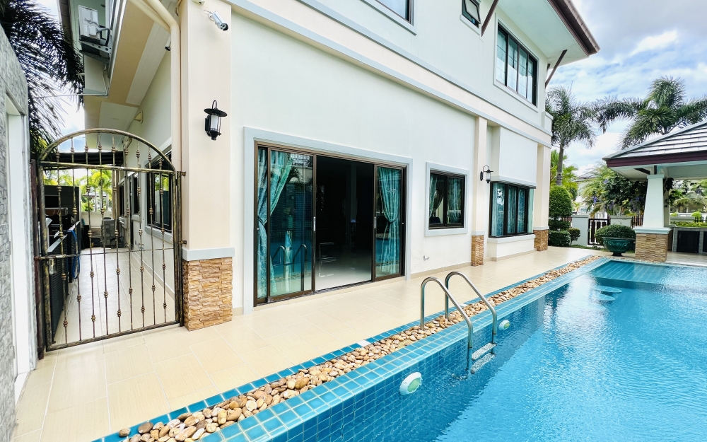 ขาย Pool Villa 2 ชั้น 4 ห้องนอน 4 ห้องน้ำ ห้วยใหญ่ (2)