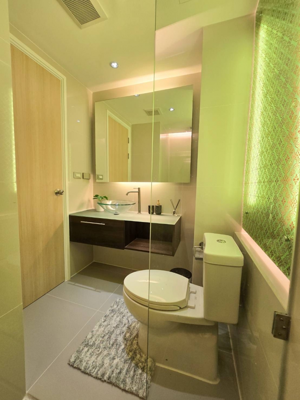 ให้เช่า Grande Caribbean Pattaya แกรนด์ แคริบเบียน พัทยา 2 ห้องนอน วิวเมือง