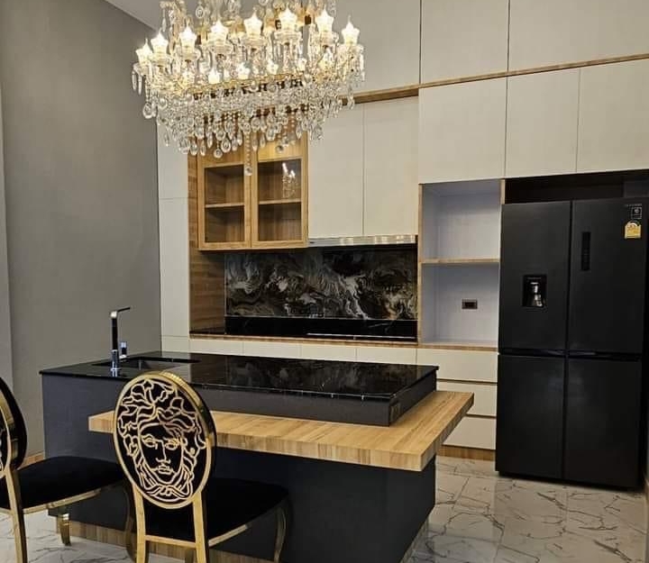 ขายบ้าน Pool Villa 4 ห้องนอน 5 ห้องน้ำ ทุ่งกลมตาลหมัน ซ.วัดพรประภานิมิตร