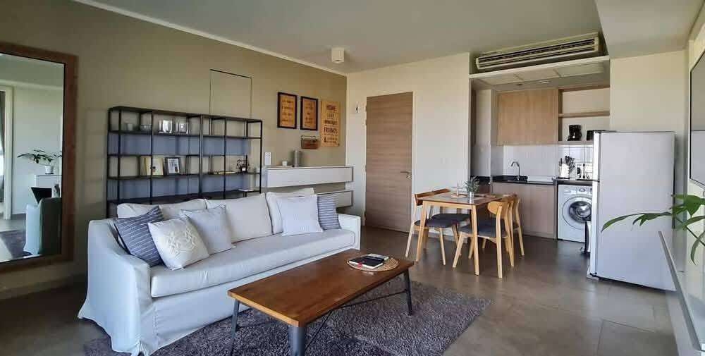 ให้เช่า Zire Wongamat 2 ห้องนอน วิวทะเล