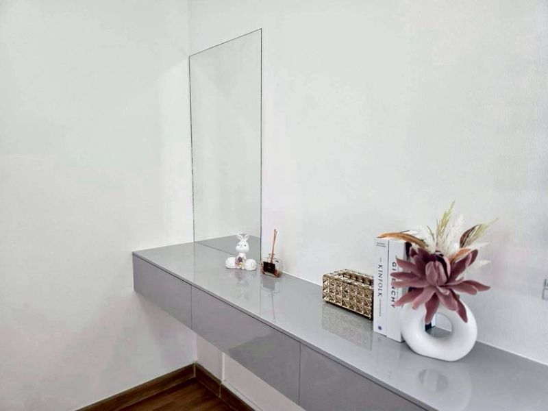 ขาย ทาวน์โฮม 2 ชั้น 3 ห้องนอน 2 ห้องน้ำ เขาน้อย