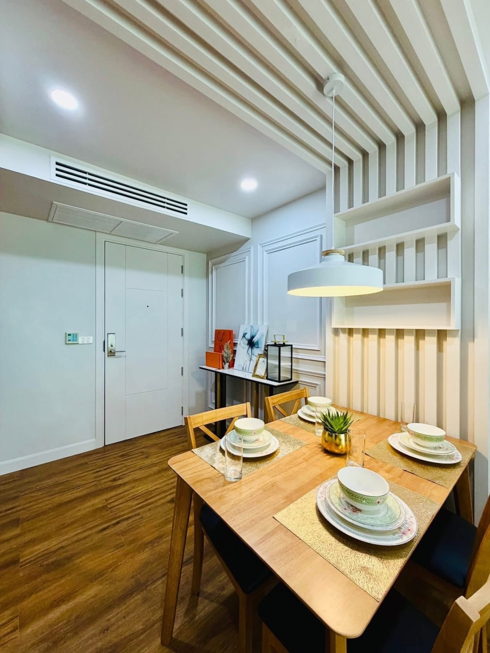 ขาย ดุสิต แกรนด์ ปาร์ค จอมเทียน 1 ห้องนอน (2)