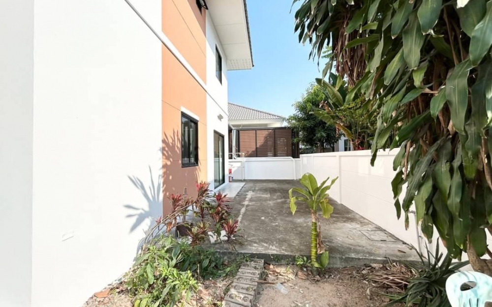 ขายบ้านแฝด 2 ชั้น 3 ห้องนอน 3 ห้องน้ำ บึงวรกิจ (1)