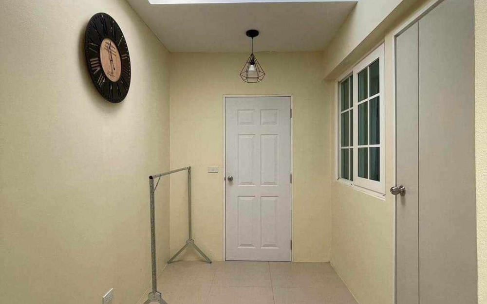 ปล่อยเช่ารายปีทาวน์โฮม 2 ชั้น 4 ห้องนอน 2 ห้องน้ำ เขาตาโล